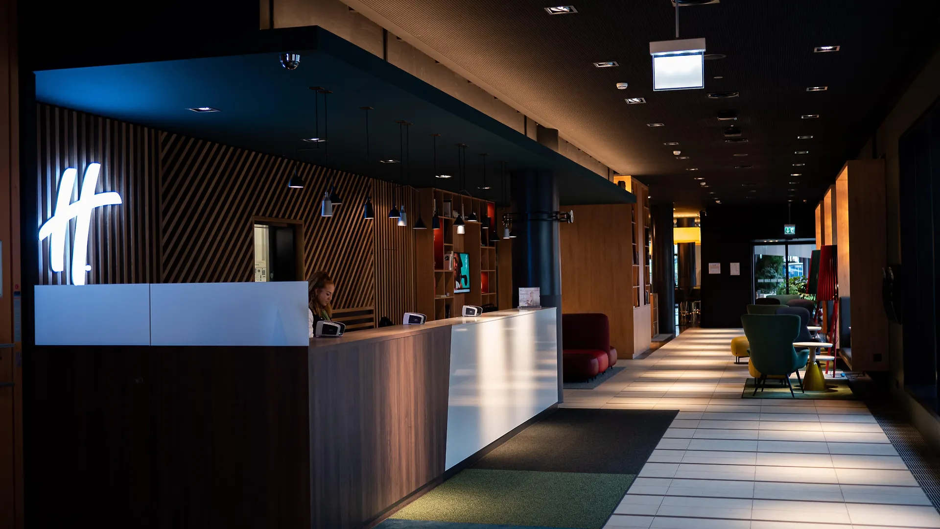 Holiday Inn Zuerich Messe By Ihg