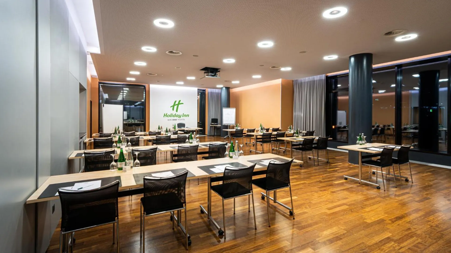 Holiday Inn Zuerich Messe By Ihg Hotel Zurych