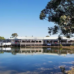 https://waterfront.queenslandhotels.net