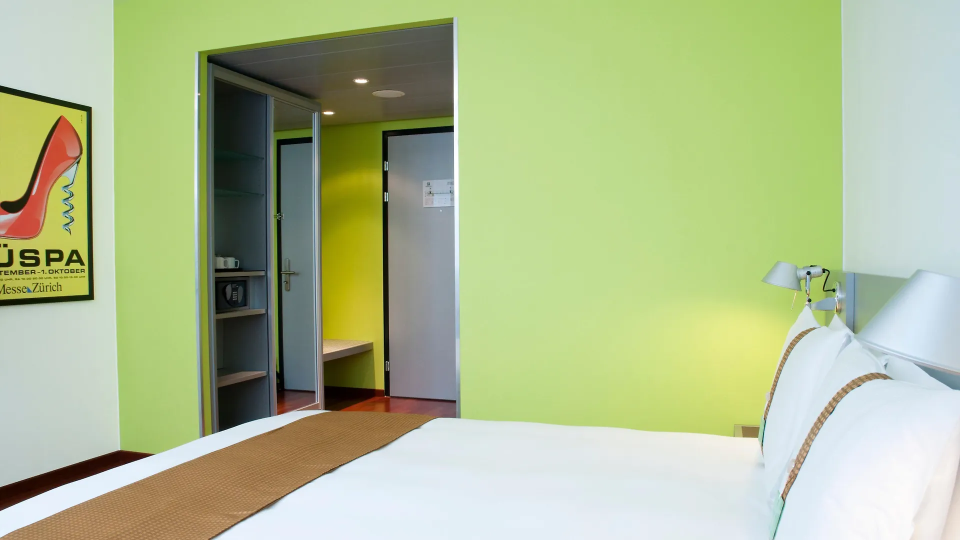 Hotel Holiday Inn Zuerich Messe By Ihg