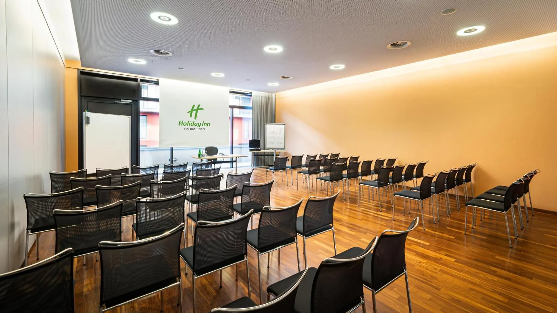 Holiday Inn Zuerich Messe By Ihg 4*, Zurich