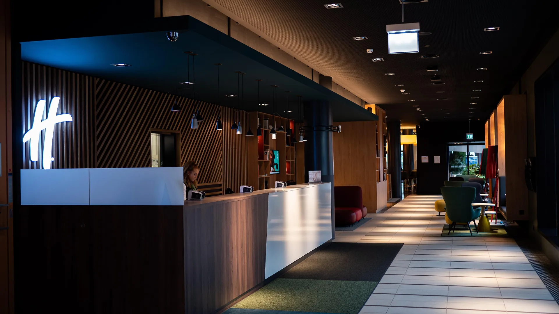 Holiday Inn Zuerich Messe, An Ihg Hotel